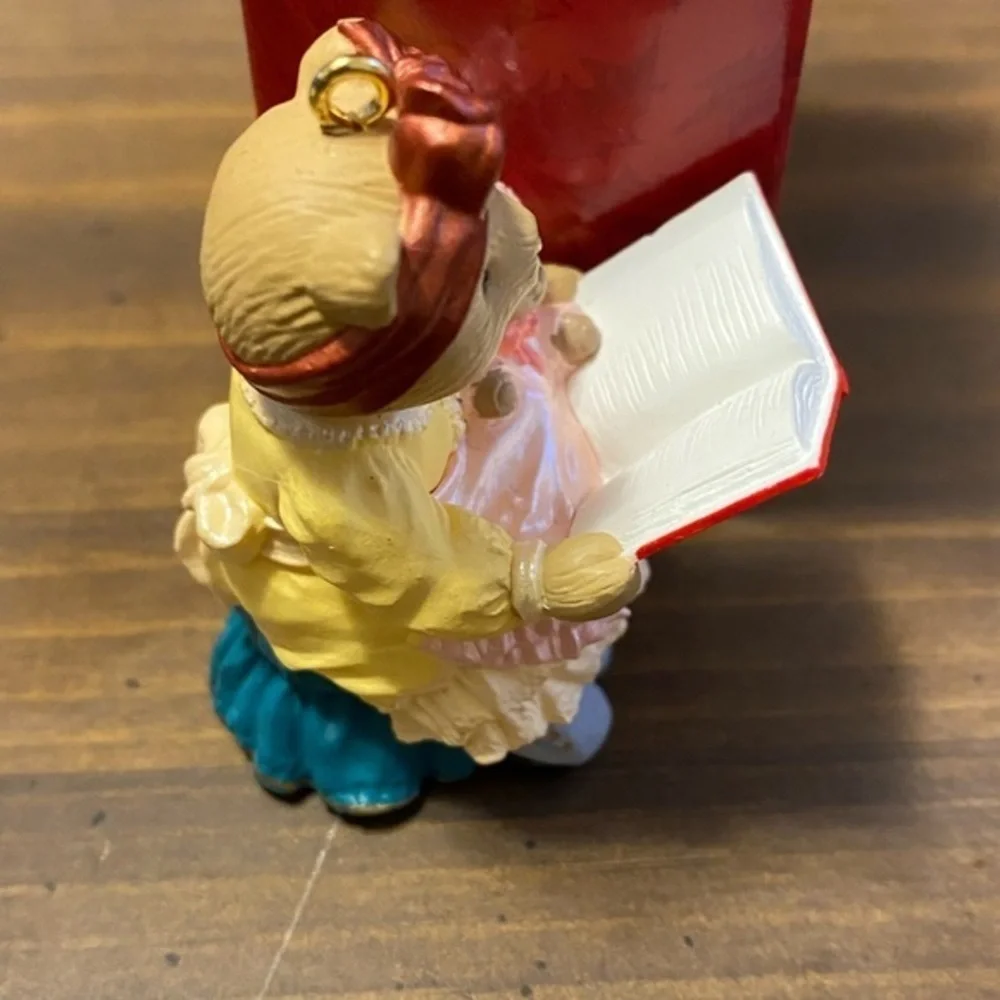 Vintage Hallmark‎ Handcrafted 1993 Ornament The Bearingers Bearnadette